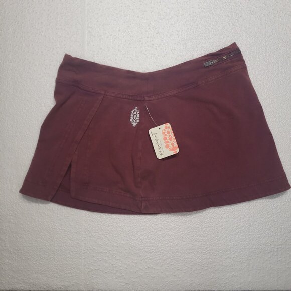 Free People Movement Hot Shot Mini Skort in Clove NWT - Picture 4 of 6